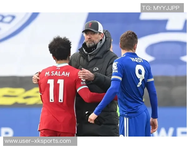 迪尼评科纳特表现欠佳与范迪克搭档显得犹豫不决 迪尼评科纳特表现欠佳与范迪克搭档显得犹豫不决